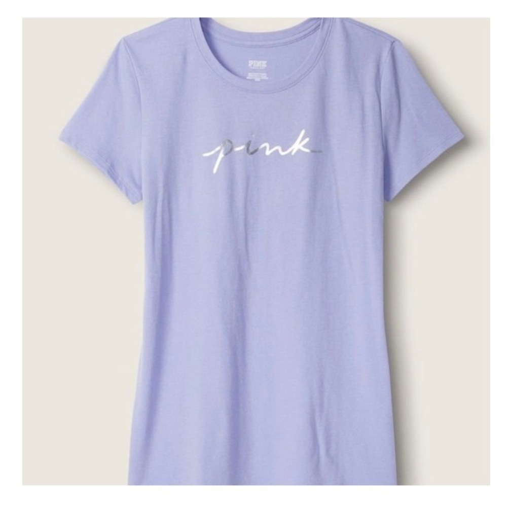 PINK Victoria's Secret Periwinkle Blue Metallic Silver Logo T-Shirt‎ Small